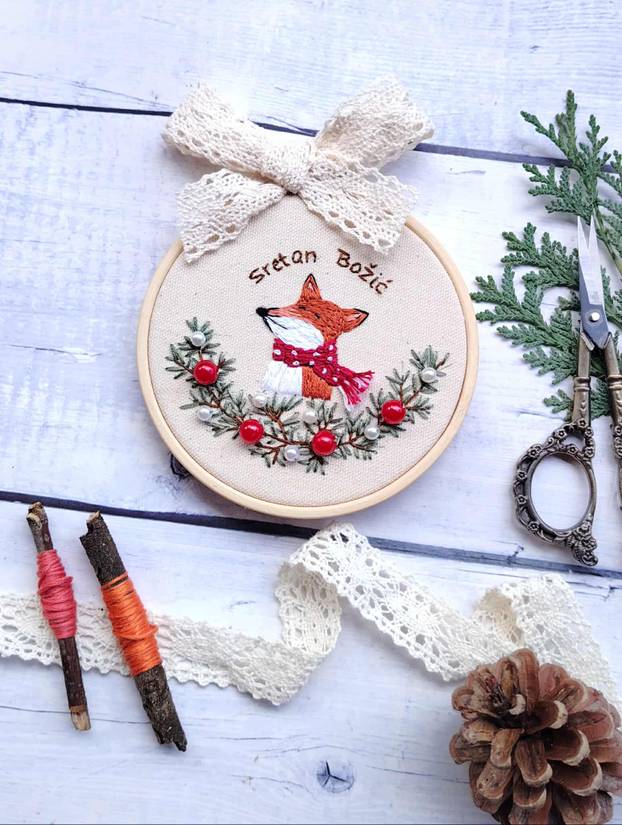 FOTO Samantini vezovi su hit: Ljudi ih naručuju za vjenčanja, bebu i prvi Božić u braku...