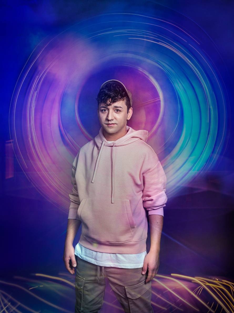 Bornin vremeplov stiže prvi put na scenu kazališta 'Žar ptice'