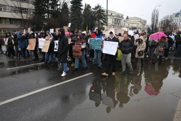 Sarajevo: Tre&cacute;i dan prosvjeda nakon te&scaron;ke tramvajske nesre&cacute;e, prosvjednici blokirali promet kod SCC-a