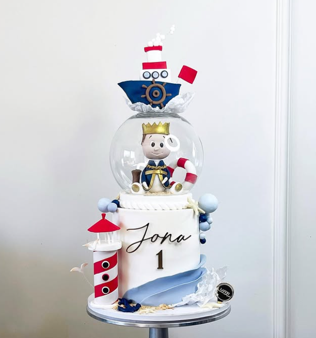 FOTO Maja Šuput proslavila je 46. rođendan - pogledajte tortu koja je bila hit večeri