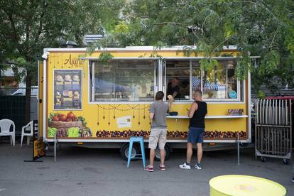 FOTO Počeo Food truck festival u Zagrebu - delicije za svačiji ukus