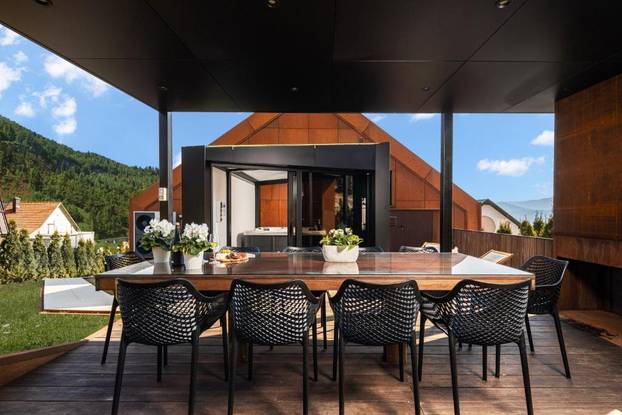 FOTO Luksuz u Gorskom kotaru: Planinska kuća koja mami na bijeg u svim godišnjim dobima