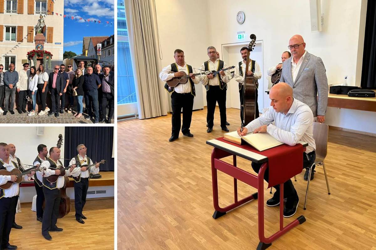 Gradonačelnik Vinkovaca vodio 10 članova uprave u Njemačku, sa sobom su poveli i tamburaše