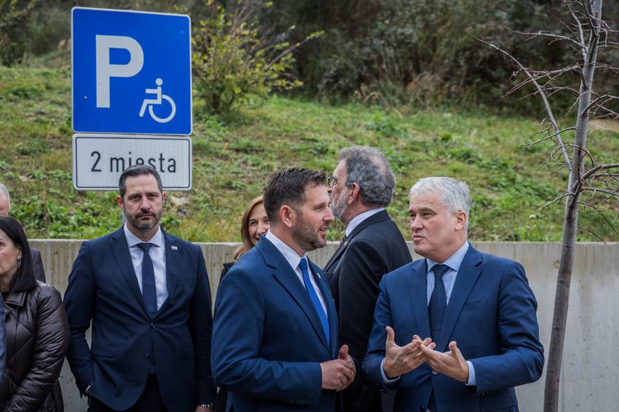 Solin: Andrej Plenković u društvu ministara otvorio je radove na pročistaču vode