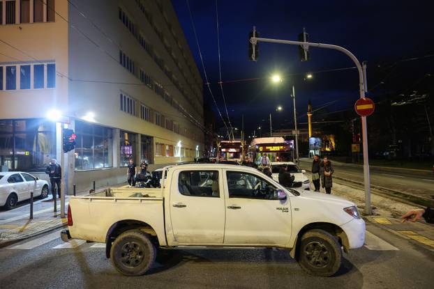 Sarajevo: Prosvjed nakon stravične tramvajske nesreće produžio se i na večernje sate