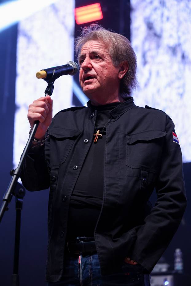 Frankfurt: Hrvatska noć u Suwag Energie Areni