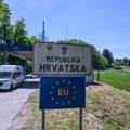 Policija traga za Crnogorcem, natrpao je strance u kombi i na putu su &ccaron;etvorica preminula