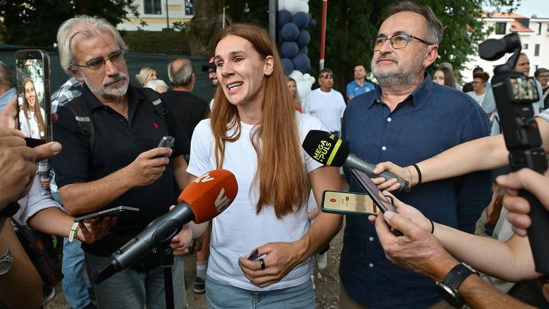 Tisuću Ludbrežana dočekalo je zlatnu Saru, baka Nevenka za 24sata: 'Oduvijek je vrijedna'