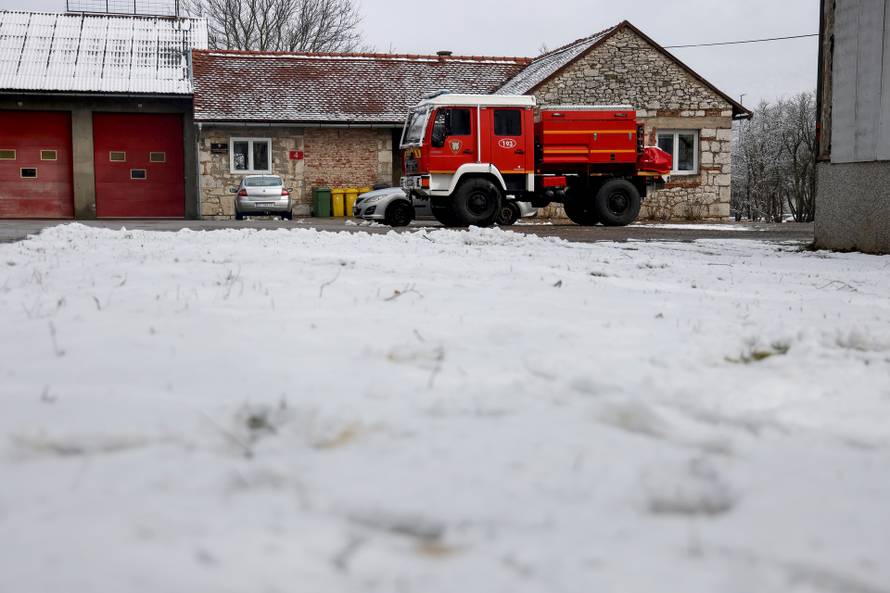 Korenica: Snijeg u Lici