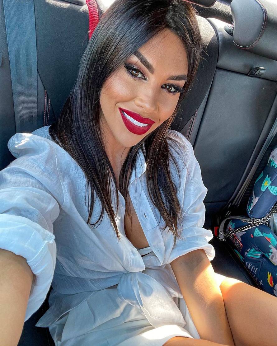 Bivša djevojka Borne Ćorića je imala prometnu nesreću...