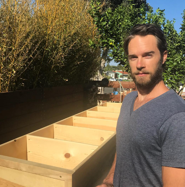 FOTO Raj za ženske oči! Ovo su ljepotani koji su u božićnim filmovima glumili seksi Djedice