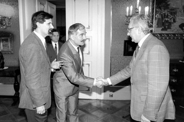 Predsjednik Republike Hrvatske, Franjo Tuđman, upriličio primanje za predstavnike medija, travanj 1991.