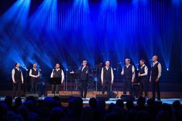 Zagreb: Klapa Rišpet održala je koncert u Lisinskom 