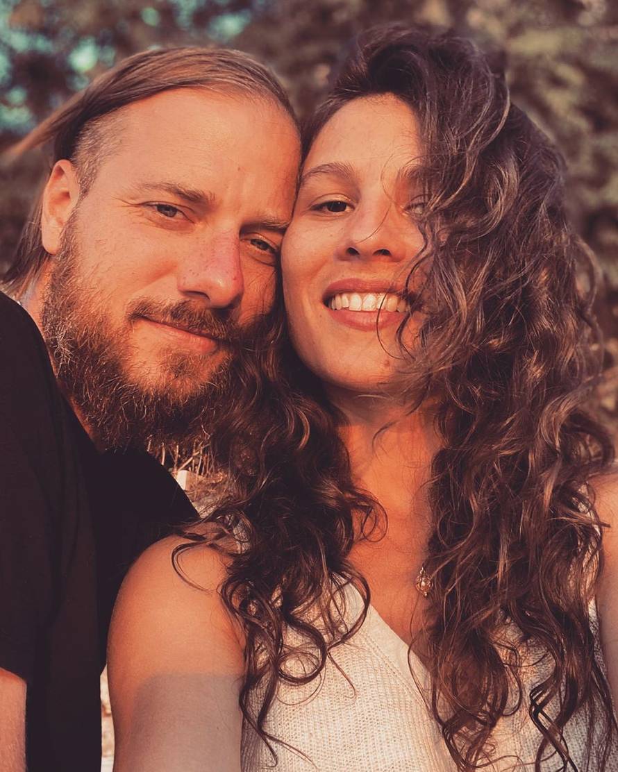 Glumica Ana Vučak čeka prvo dijete s bratom Jelene Veljače