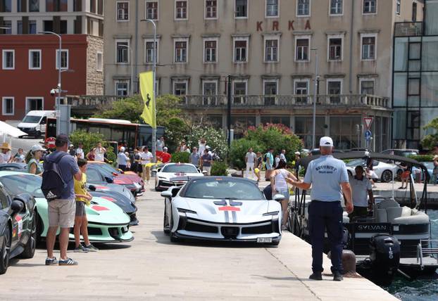 Šibenik: Turneja Ferrari Cavalcade 2026. s više od 120 Ferrarija na šibenskoj rivi