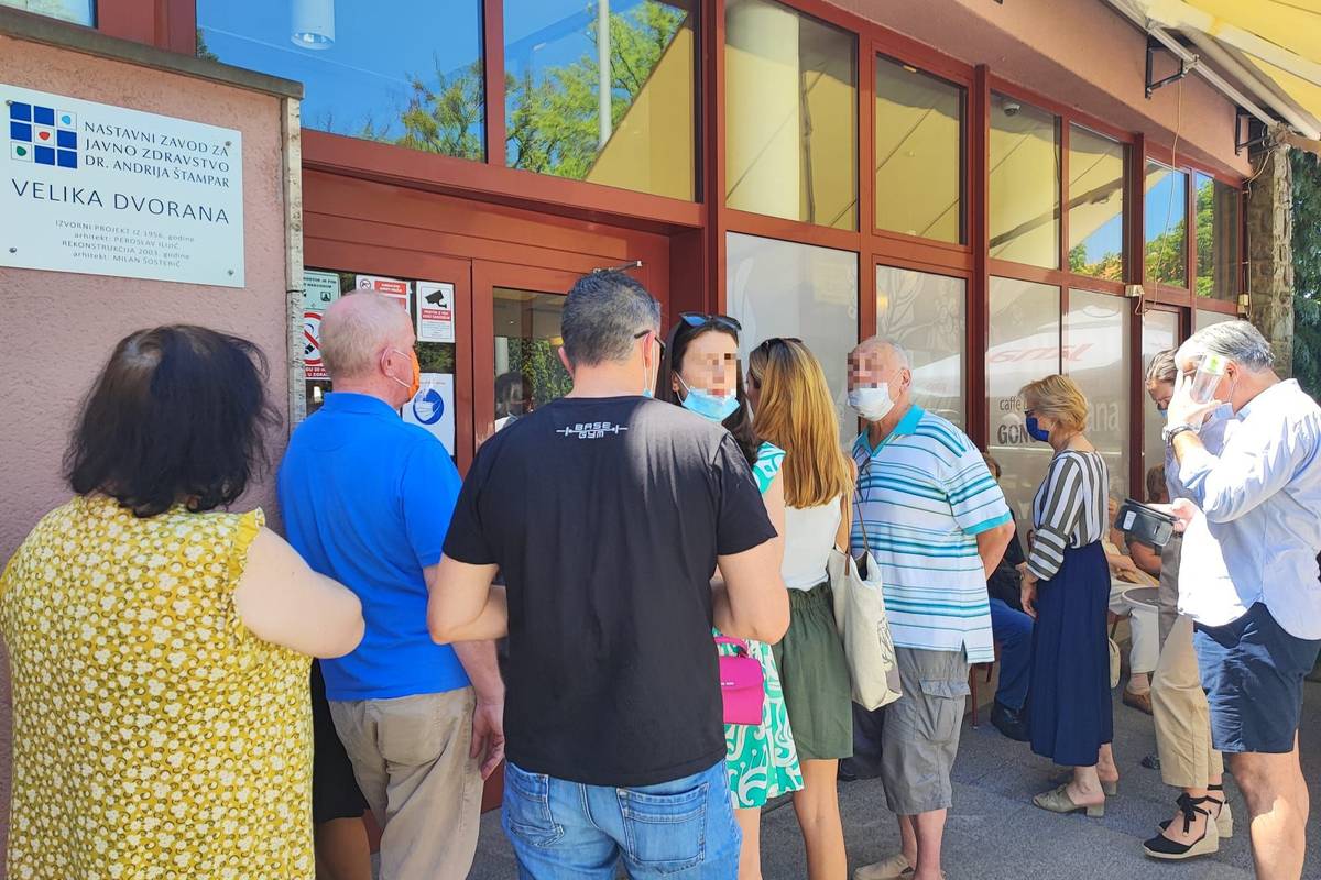 Pao sustav: 'Čekamo u redu na plus 35°C za korona cijepljenje'