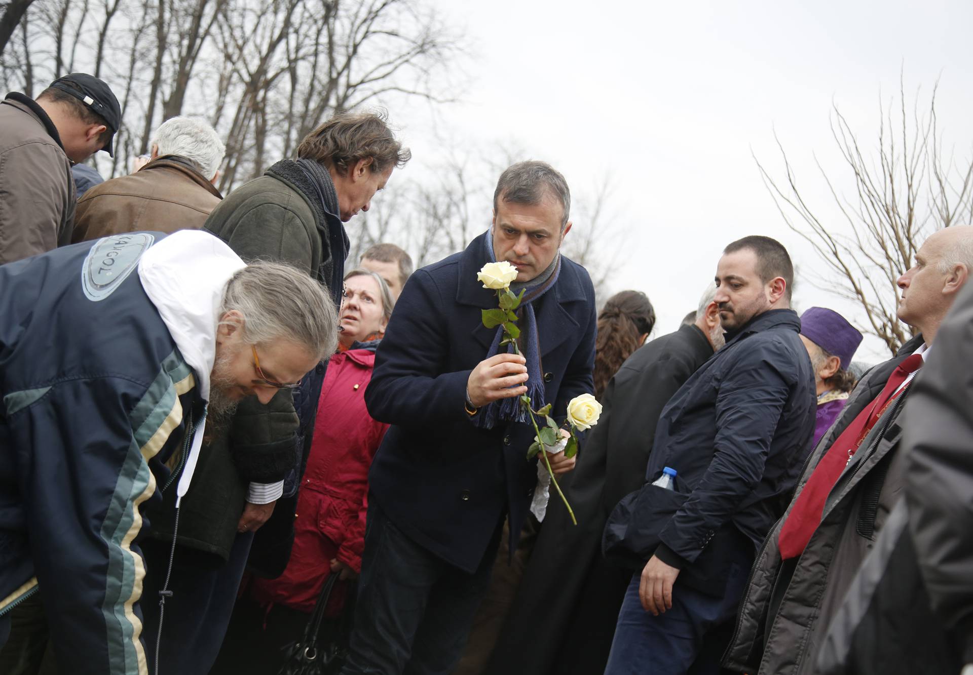 Sahranili su Glogovca: Njegov otac i sin predvodili su obred