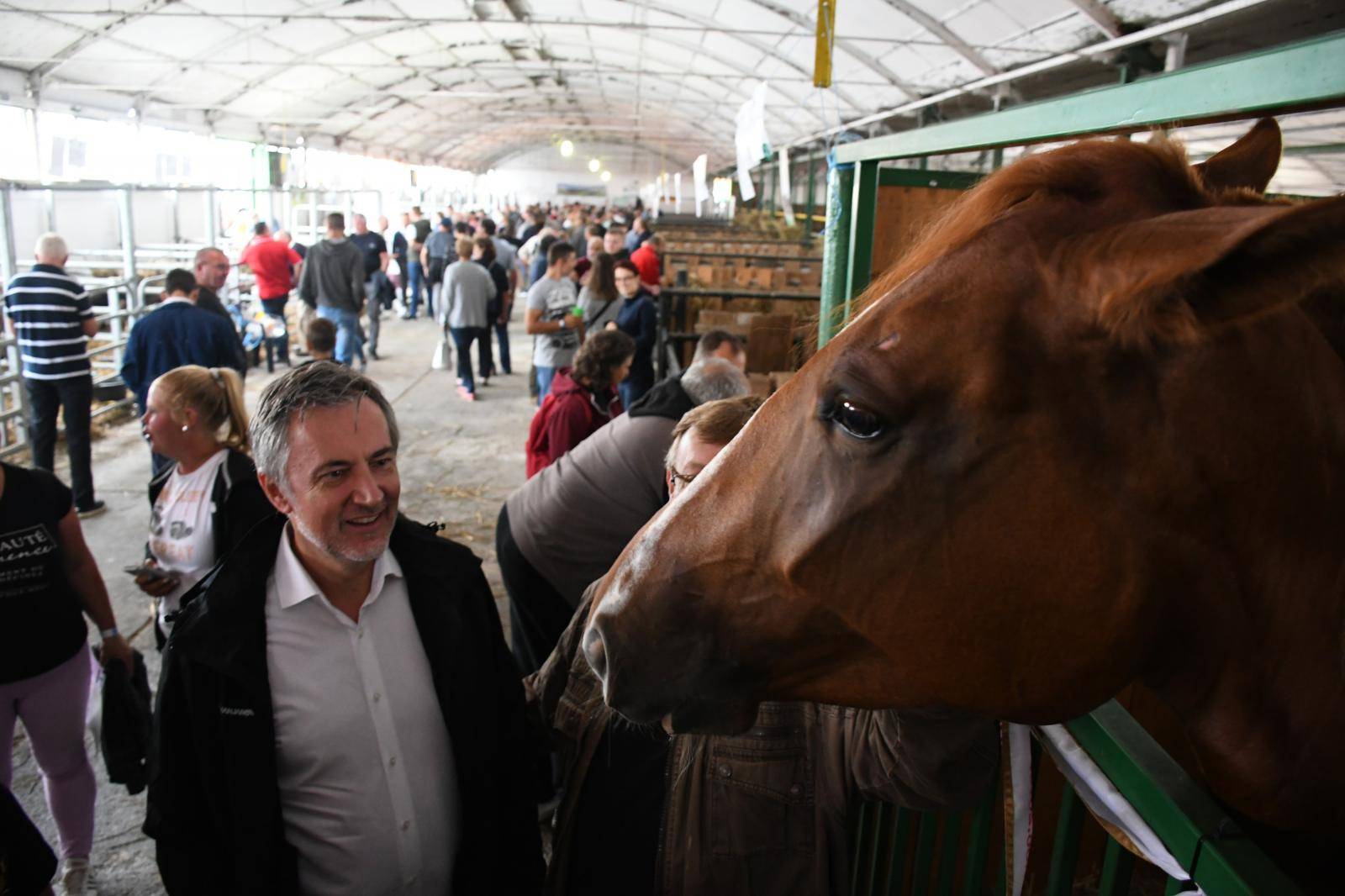 Miroslav Å koro obiÅ¡ao MeÄunarodni jesenski bjelovarski sajam