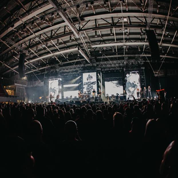 FOTO Drugi Thompsonov nastup u Poreču: Pogledajte kakva je atmosfera na koncertu u Istri