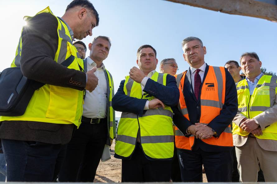 Pula: Ministar Butković obišao je gradilište cesta DC66 i DC75 na dionici Veli vrh-Pula