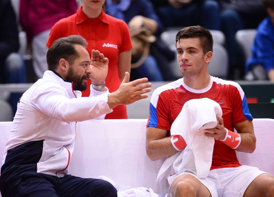 Borna Ćorić okrenuo Pospisila, Hrvatska je osvojila prvi bod...