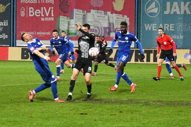 Susret Slaven Belupa i Vukovara 1991 u 14. kolu SuperSport HNL-a