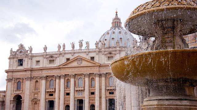 Istaknuti stručnjak napustio vatikansko povjerenstvo protiv seksualnog zlostavljanja