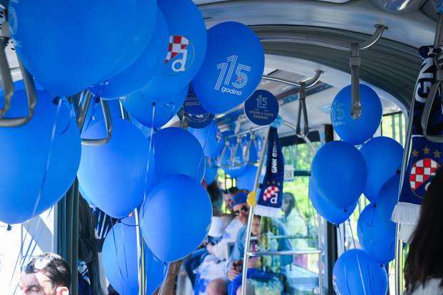 Zagreb: Proslava 115. rođendana GNK Dinamo uz vožnju rođendanskim tramvajem 