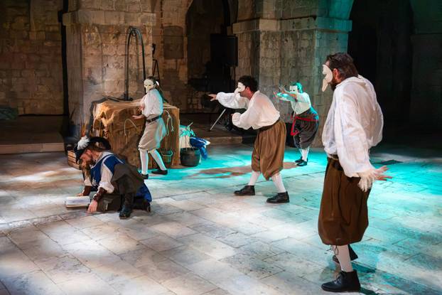 Dubrovnik: Otvoren 12. Midsummer Scene Festival premijerom predstave "Jedan za sve"