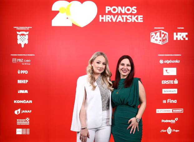 Zagreb: Svečana dodjela nagrade Ponos Hrvatske, fotografiranje prije početka dodjele 