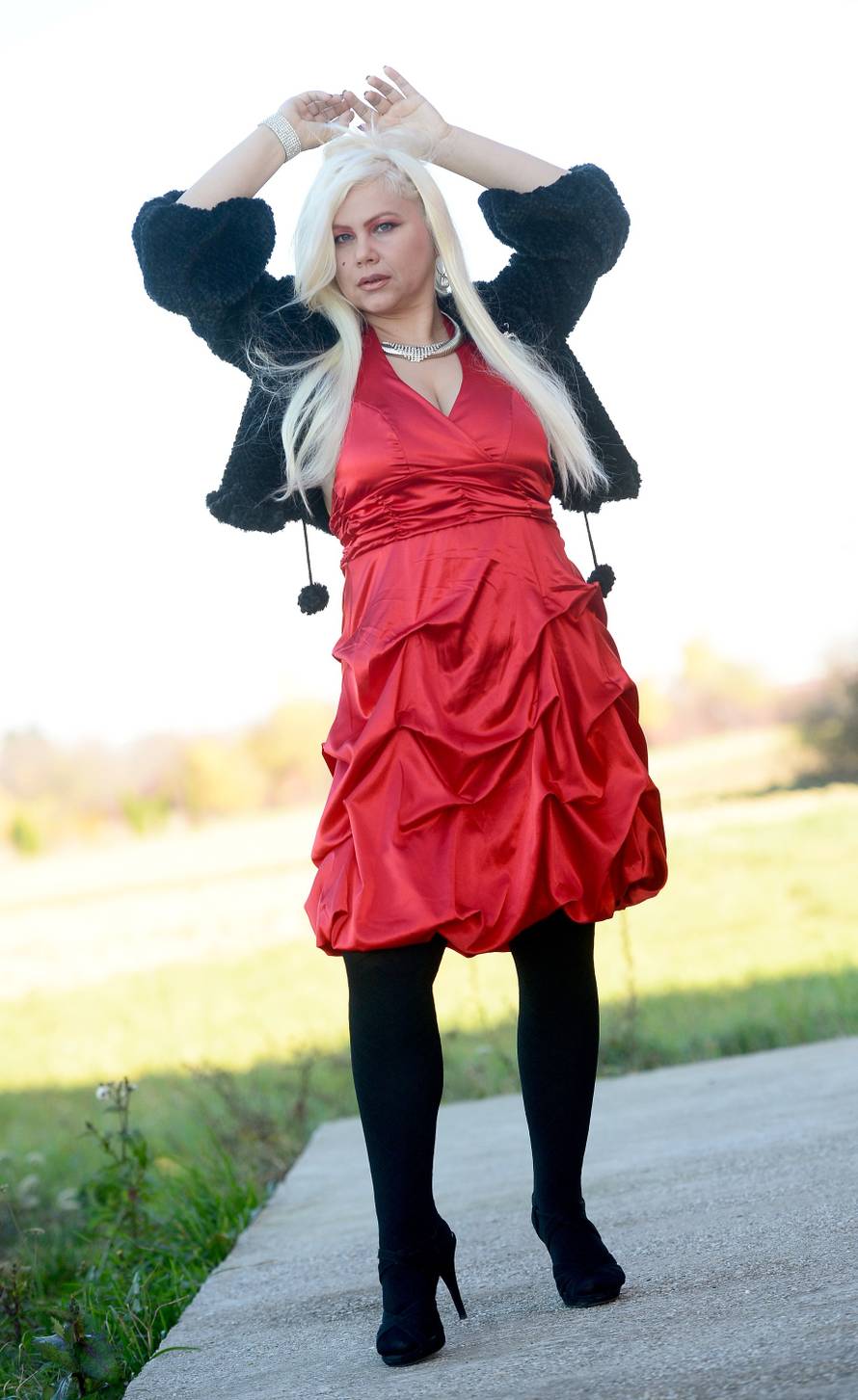 Zagreb: Pjeva?ica Nikolina Ivoševi? - Nikita 