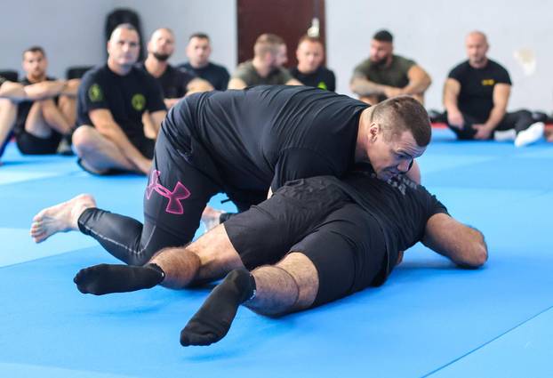 Zagreb: Ogledni trening Mirka Filipovića s pripadnicima specijalne i interventne policije