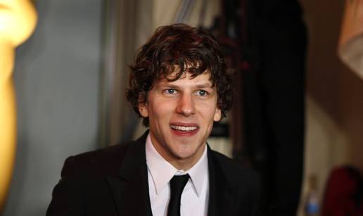 Jesse Eisenberg otkrio koliko je nesebi&ccaron;an: 'Treba imati volje...'