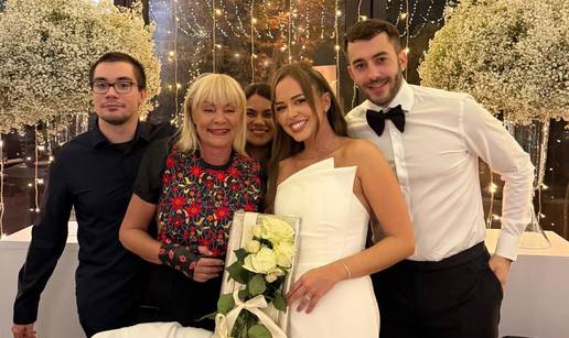 Anja &Scaron;ovagovi&cacute; podijelila video s vjen&ccaron;anja Lane Radeljak, a jedan detalj raznje&zcaron;io je sve!