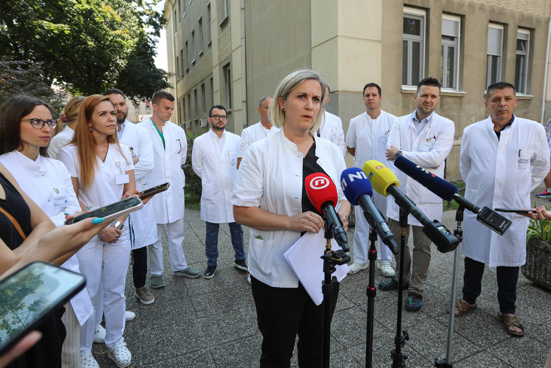 Zagreb: Konferencija za medije liječnika iz Klinike za traumatologiju koji se bore za dostojanstven rad i tretman