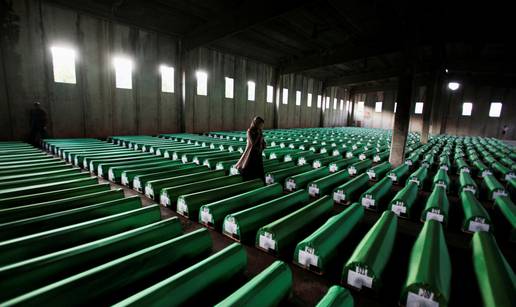 Sramota svijeta! U Srebrenici dopustili pokolj 8000 dječaka i muškaraca, a nisu ni trepnuli...