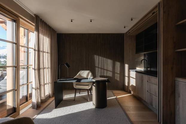 FOTO Ovdje zima izgleda kao iz bajke: Alpski resort u kojem s terase uskačete ravno na skije