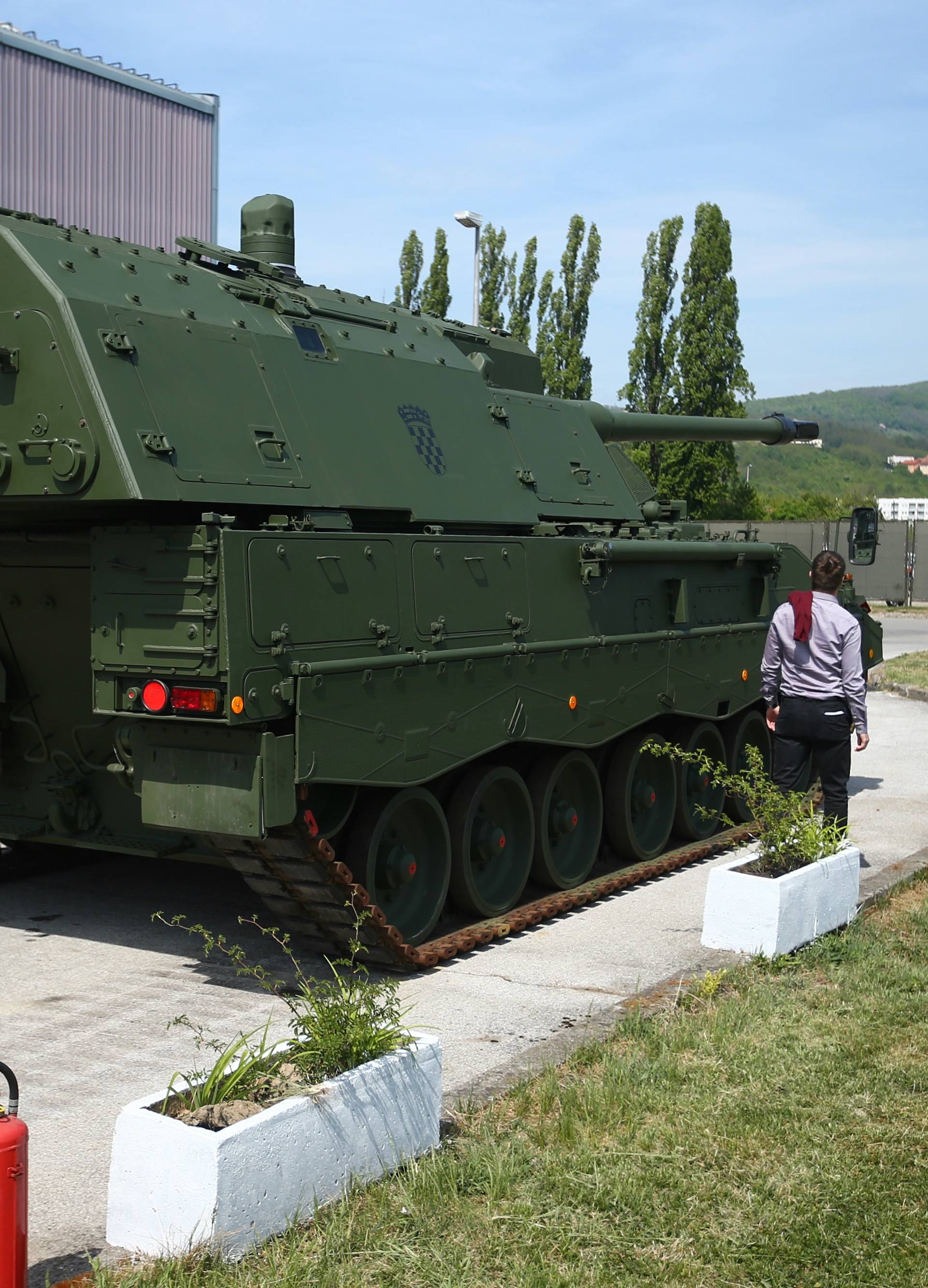 Oružje od čak 55 milijuna eura: Vojska je dobila moćne haubice