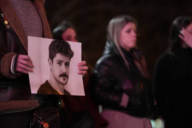 Banja Luka minutom šutnje odala počast Erdoanu Morankiću stradalom u tramvajskoj nesreći i pružila podršku Sarajevu