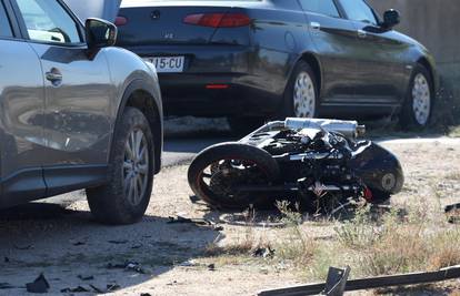 Nesreća u Drnišu: U sudaru auta i motocikla jedan poginuli