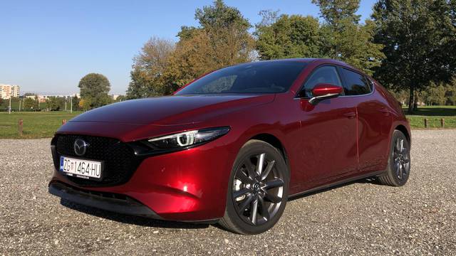 Mazda 3 je izuzetno atraktivna i idealno motorizirana bez turba