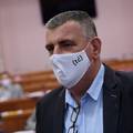 Mostovci u Saboru s maskama s inicijalima (tć), Tomislav Ćorić uzvratio da je dirnut potporom