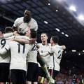 Liverpool razbio United: Moćni 'redsi' zabili petardu, Pogba unakazio Keitu pa dobio crveni
