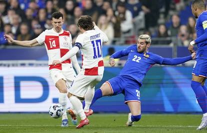 Hrvatska nije stvorila ozbiljnu šansu, ali otvorena bitka protiv Francuske bila bi pogubna...
