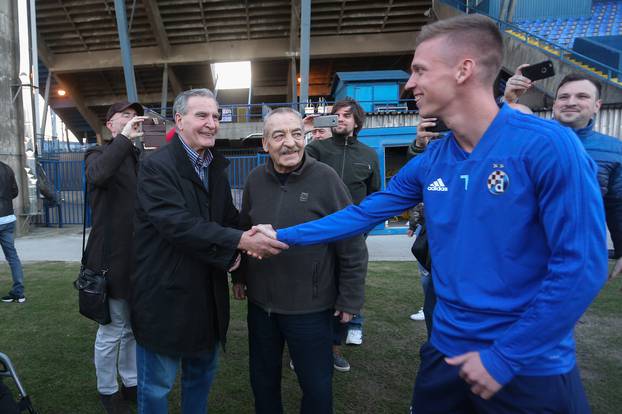 Zagreb: Nogometne legende posjetile igrače GNK Dinamo