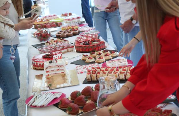 Održana je manifestacija Dani jagoda u Vrgorcu