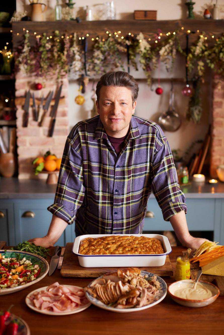 Jamie Oliver: Brzi božićni recepti; Blagdanska čarolija poznatog britanskog kuhara