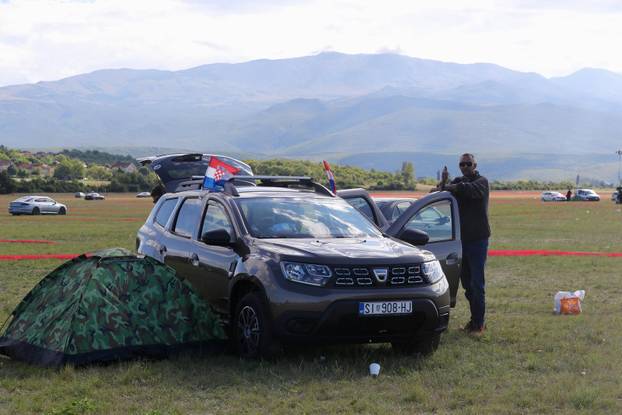 Jutro nakon koncerta Marka Perkovića Thompsona na sinjskom hipodromu