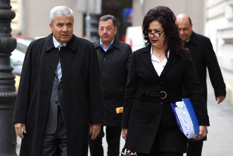 Matković tvrdi: HDZ nije platio Thompsonu; Barišić: Ona laže!