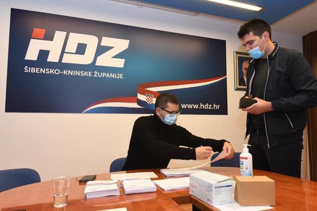 Glasanje na unutarstranačkim izborima u HDZ-u u Šibeniku